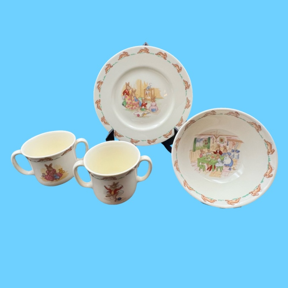 Vintage Royal Doulton Bunnykins 4pc Child Dish Set Plate Bowl 2 Cups England